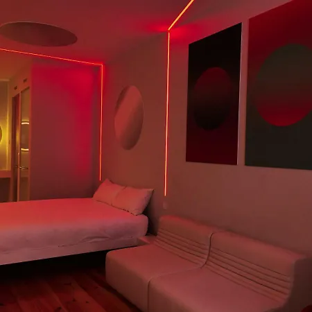 Futuristic Space Loft In Baixa-chiado Apartment