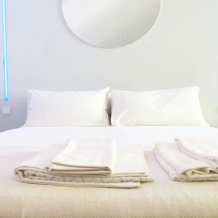 Futuristic Space Loft In Baixa-chiado Apartment Lisbon