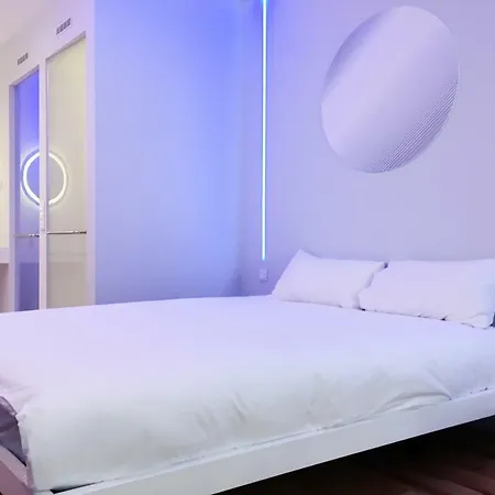 Apartment Futuristic Space Loft In Baixa-chiado *
